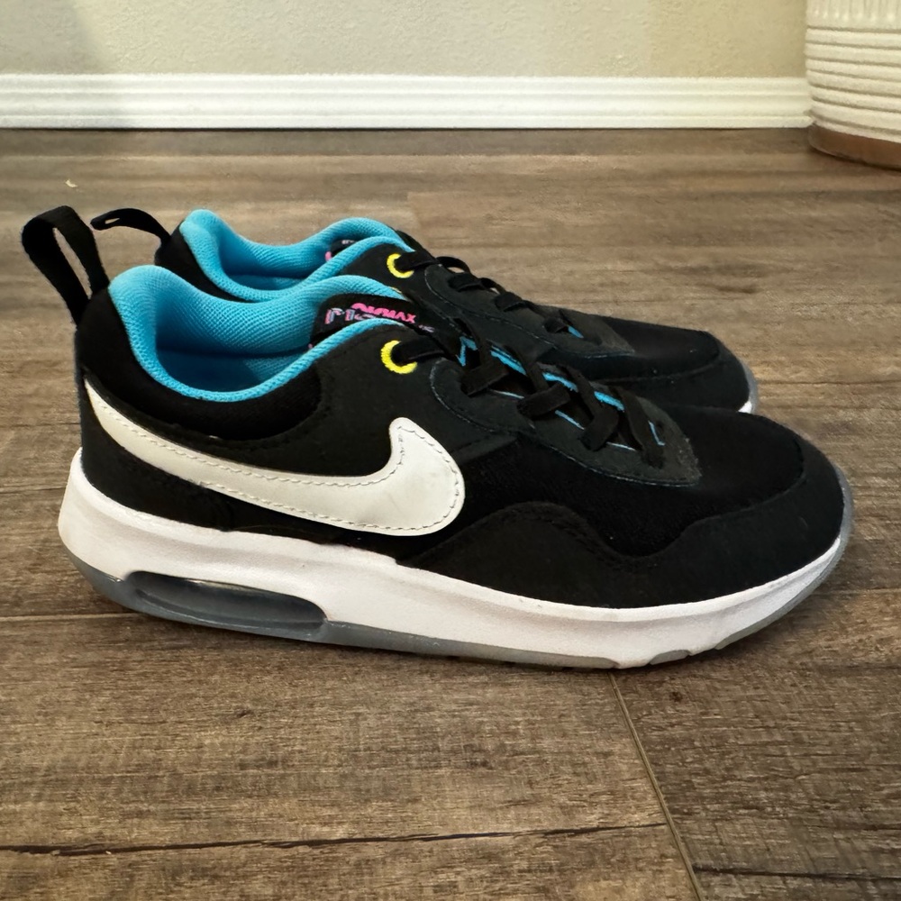 Nike Air Max Motif. Excellent condition. 13c - Picture 1 of 5